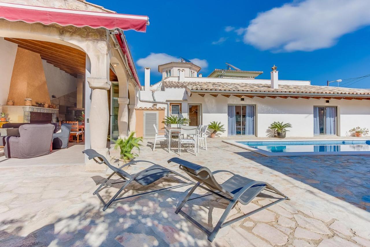 Villa Ca Na Pessina Sa Pobla Bagian luar foto
