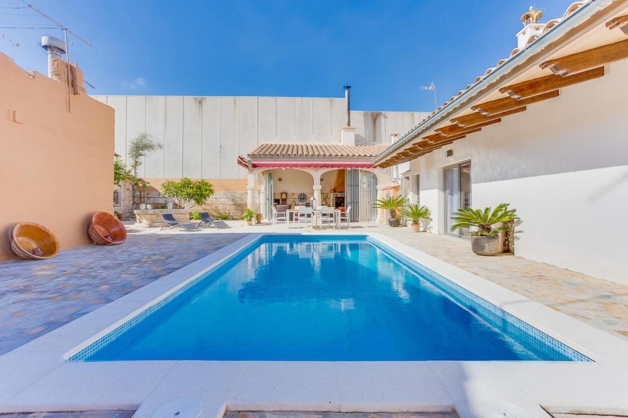 Villa Ca Na Pessina Sa Pobla Bagian luar foto